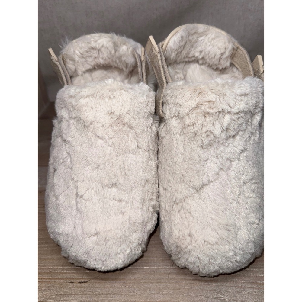 Women's Nike Size 10 Burrow SE Slippers Sail White FZ3119-100 Faux Fur Mules